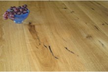 Třívrstvá dřevěná podlaha LHD